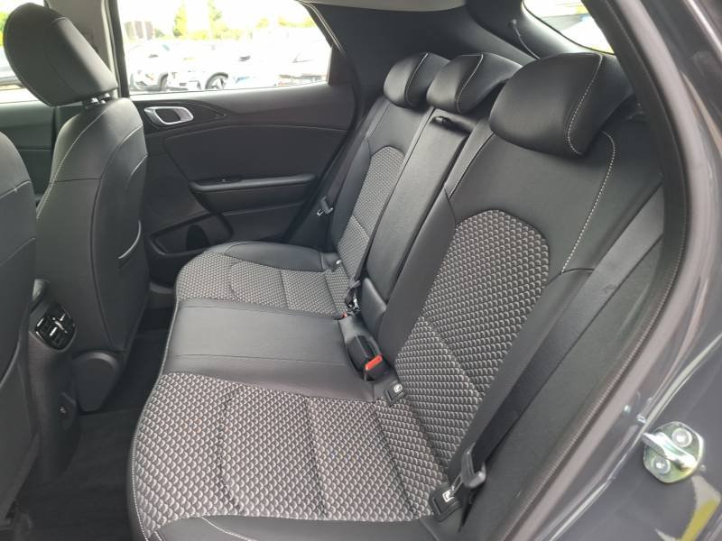 Kia CEED - Photo 20