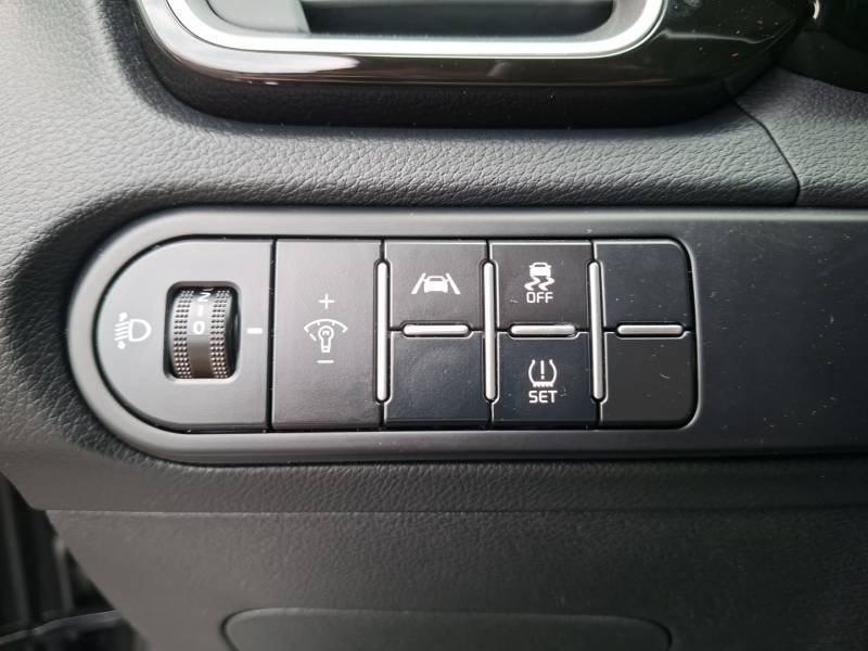 Kia CEED - Photo 35