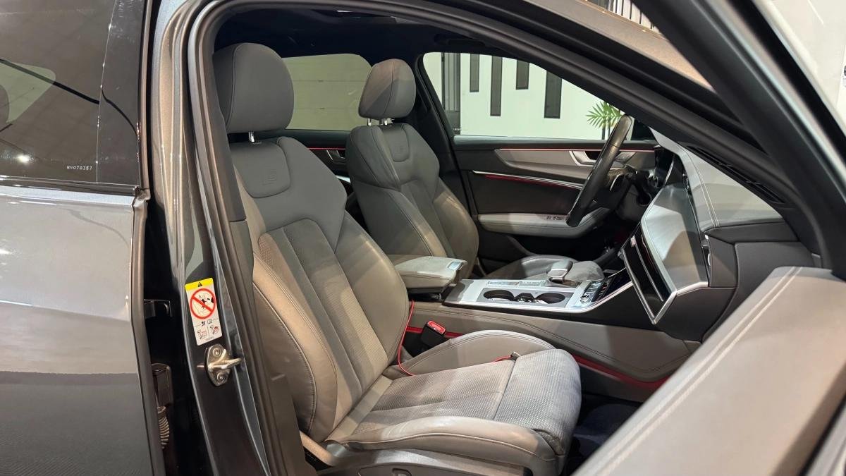 Audi A6 - Photo 12