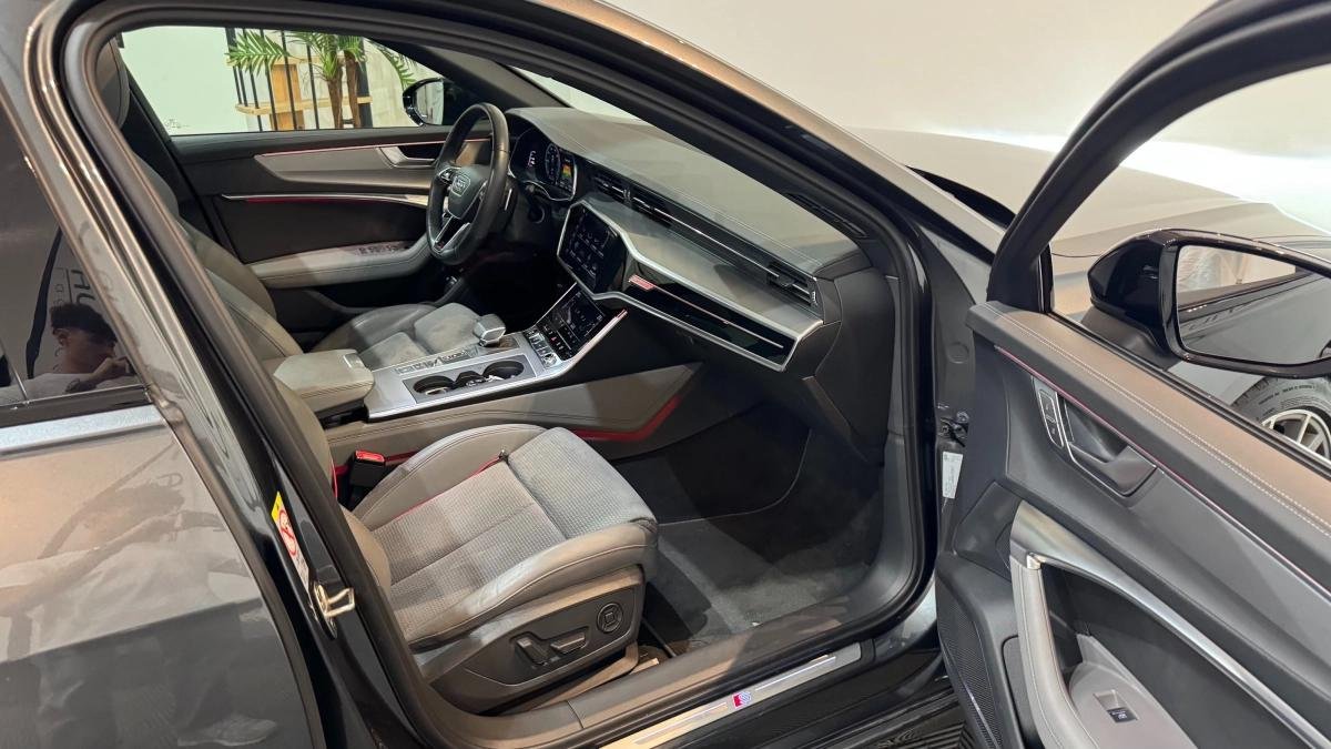 Audi A6 - Photo 13