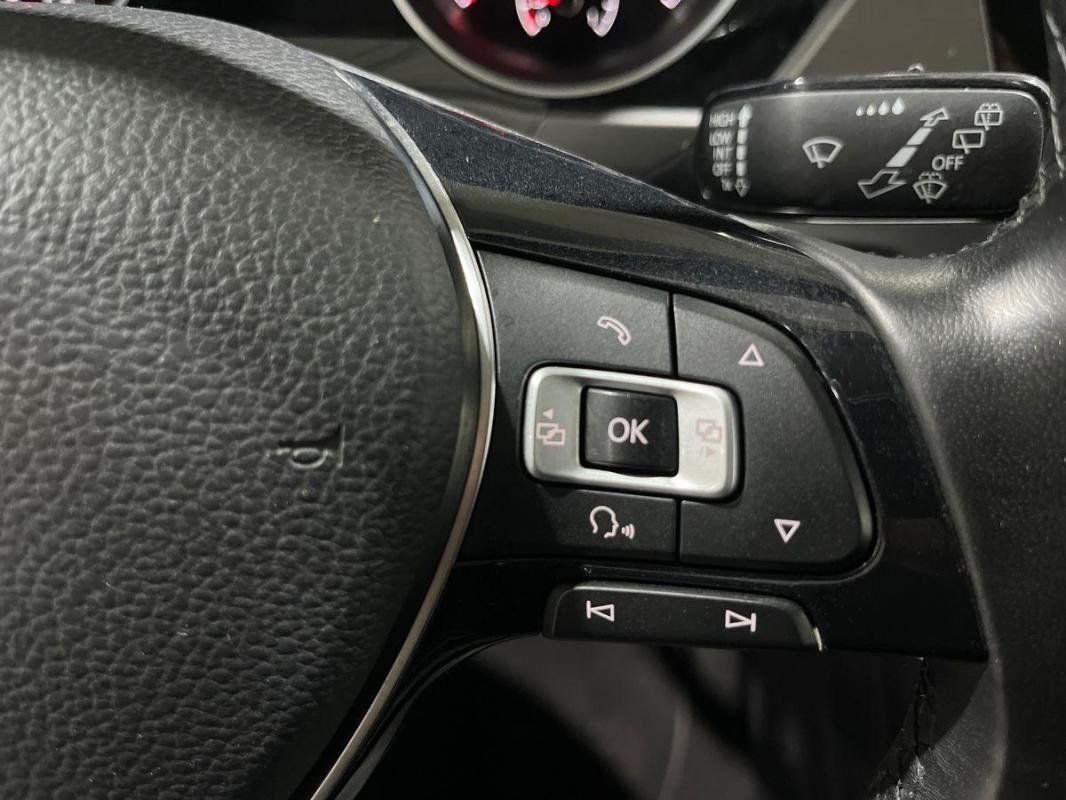 Volkswagen Touran - Photo 22
