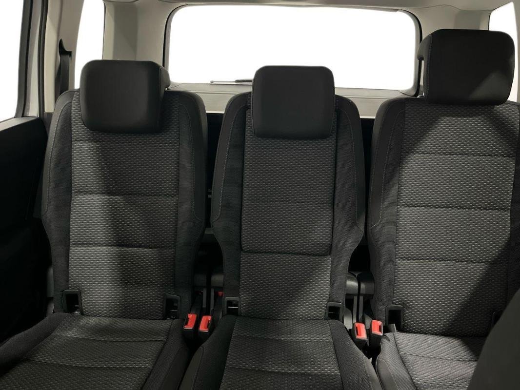 Volkswagen Touran - Photo 24