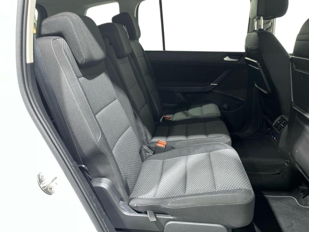 Volkswagen Touran - Photo 25