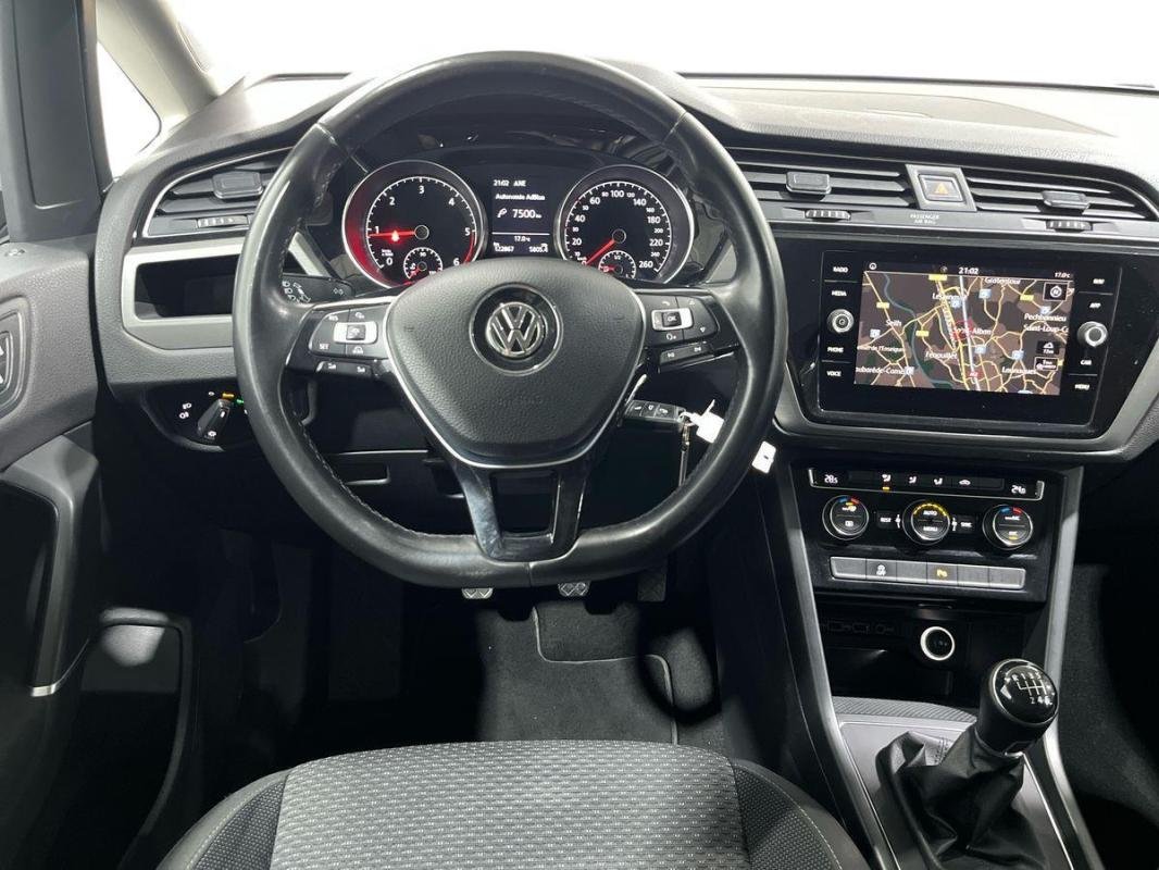 Volkswagen Touran - Photo 26
