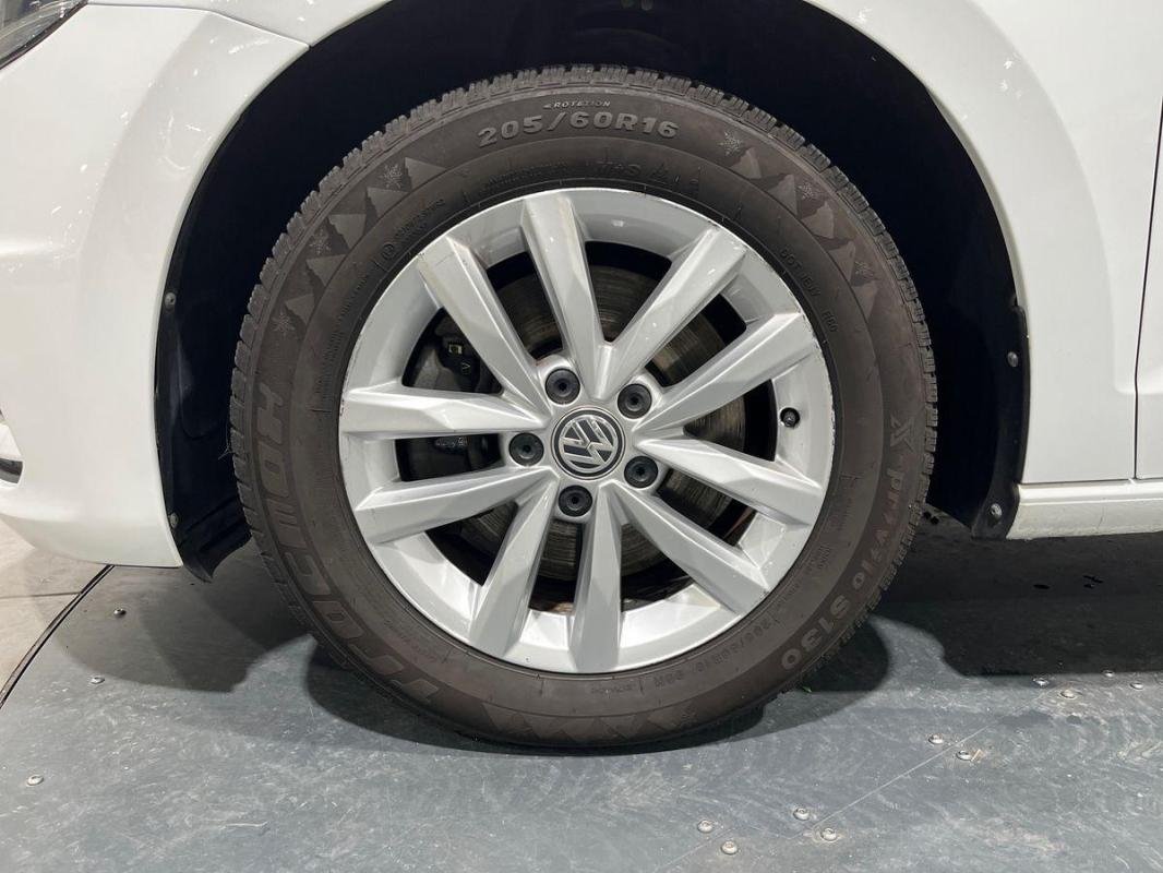 Volkswagen Touran - Photo 31