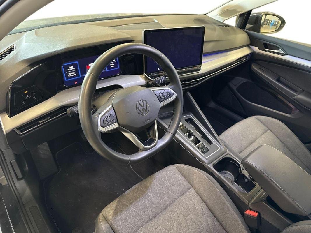 Volkswagen Golf - Photo 9