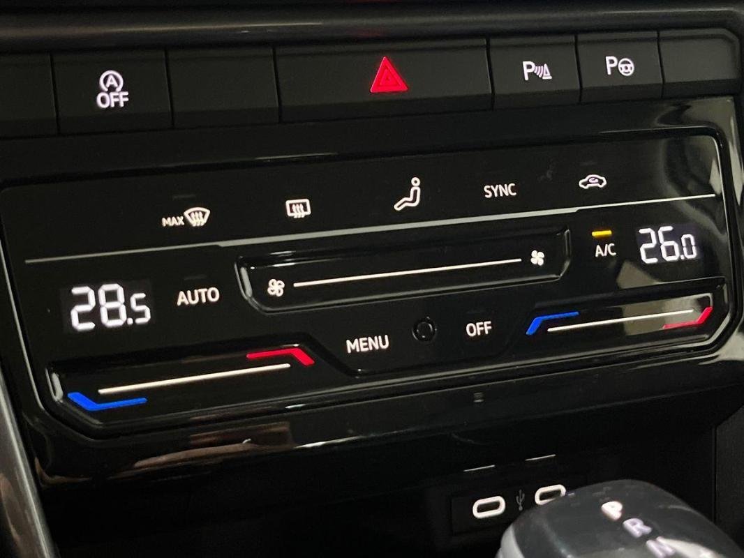 Volkswagen T-Roc - Photo 19