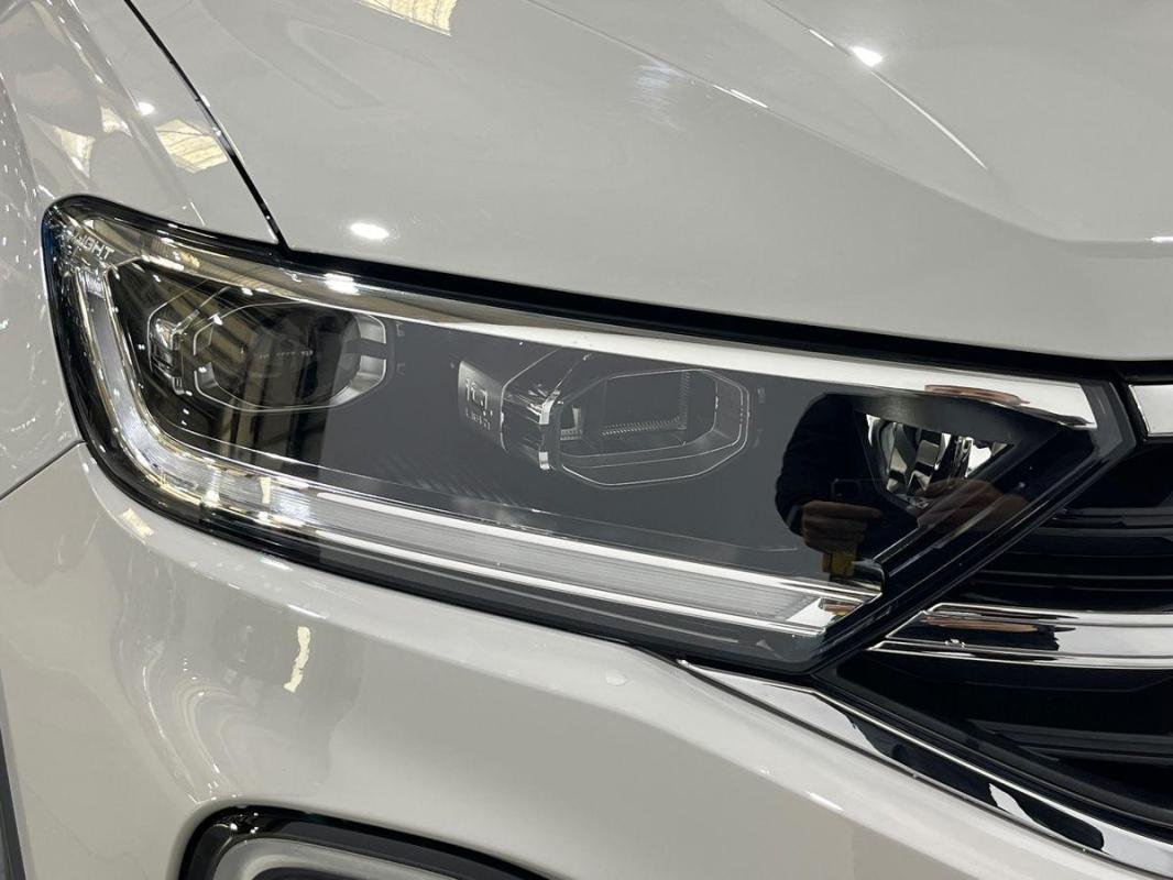 Volkswagen T-Roc - Photo 25