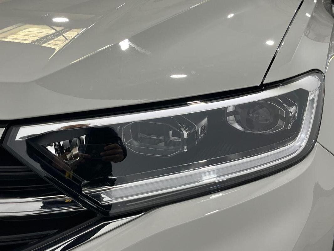 Volkswagen T-Roc - Photo 26