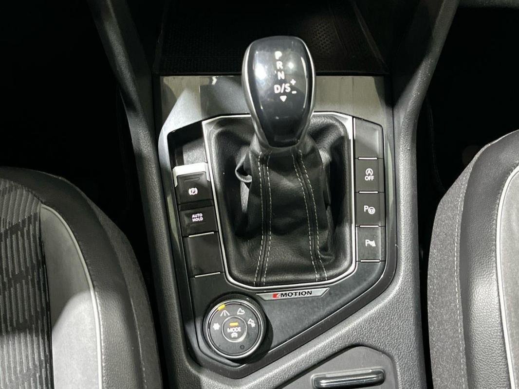 Volkswagen Tiguan - Photo 11