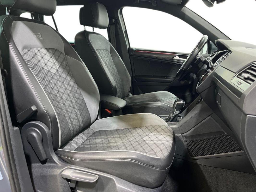 Volkswagen Tiguan - Photo 13