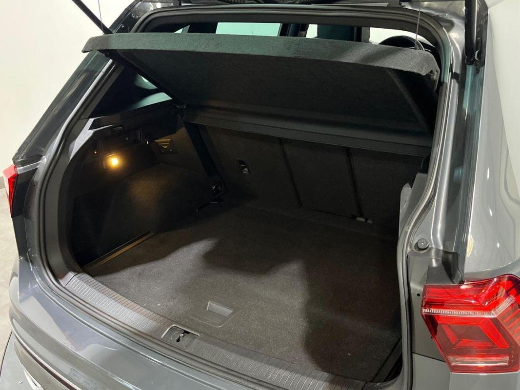 Volkswagen Tiguan - Photo 32