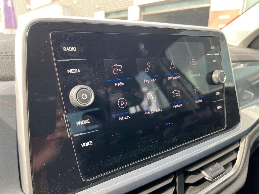 Volkswagen T-Roc - Photo 16
