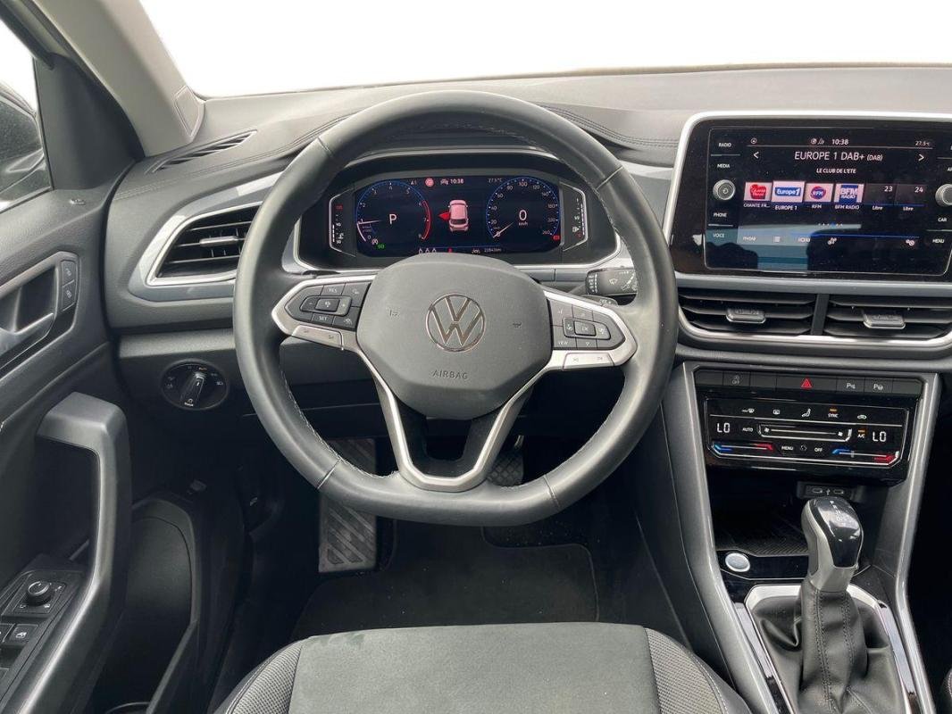 Volkswagen T-Roc - Photo 24