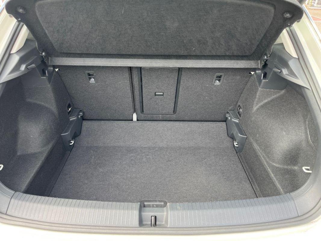 Volkswagen T-Roc - Photo 31