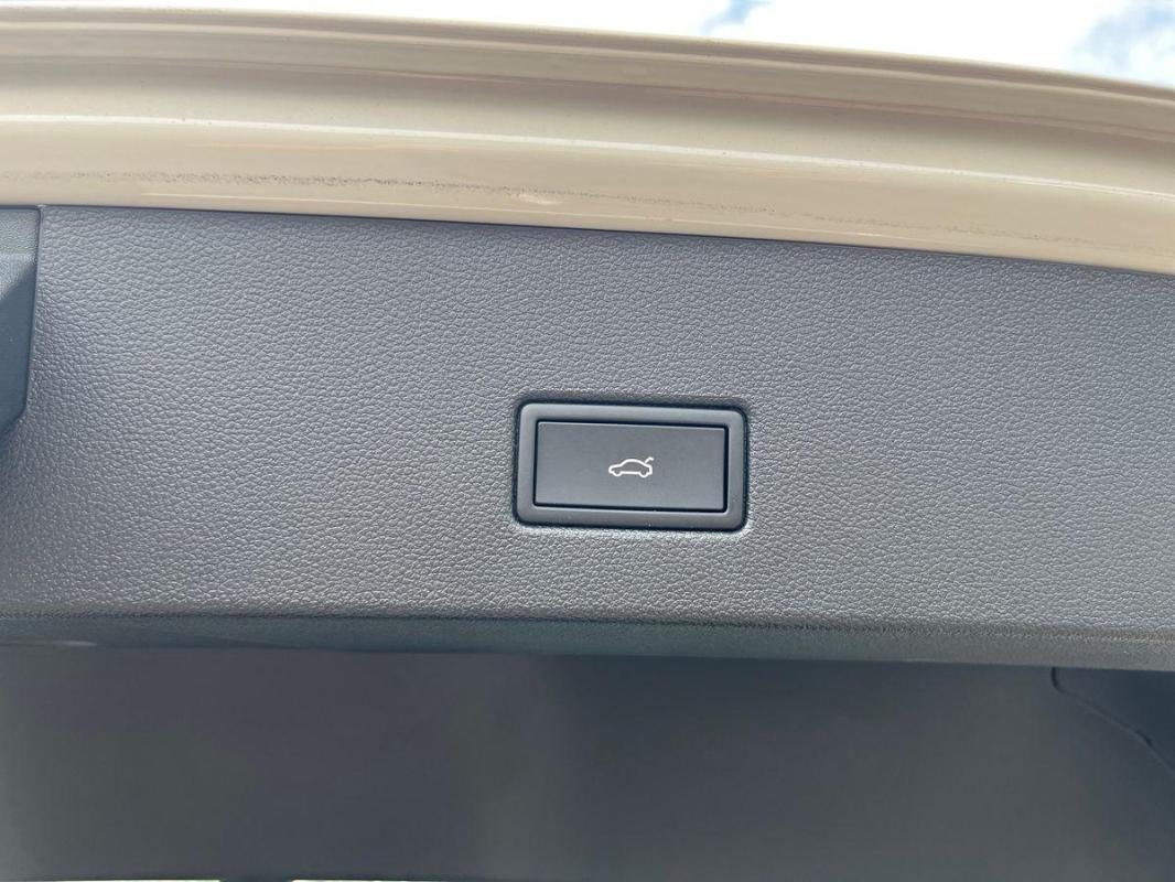 Volkswagen T-Roc - Photo 33