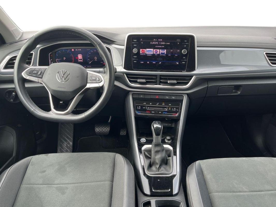 Volkswagen T-Roc - Photo 8