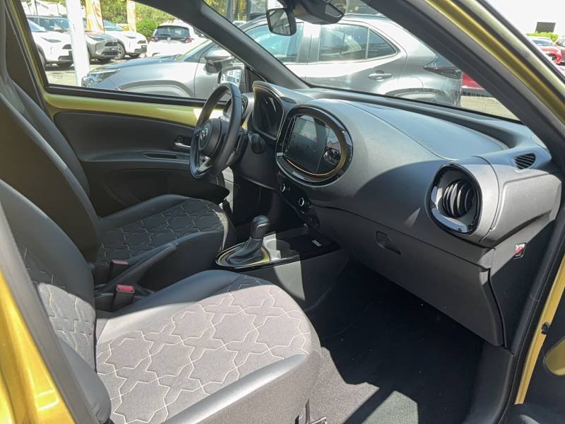 Toyota aygo x - Photo 12