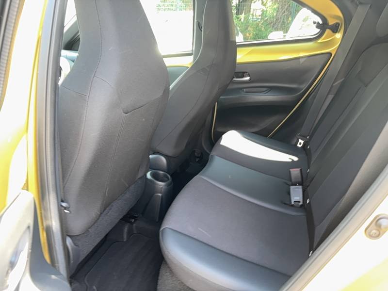 Toyota aygo x - Photo 13