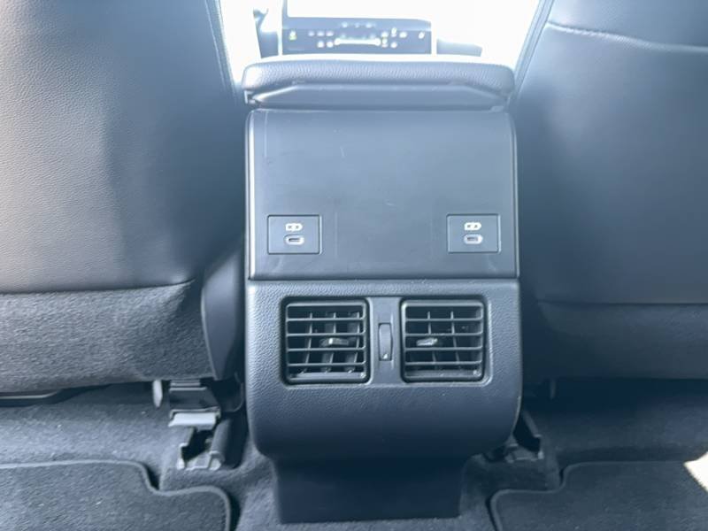 Toyota BZ4X - Photo 46