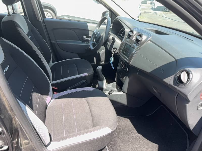 Dacia Sandero - Photo 12