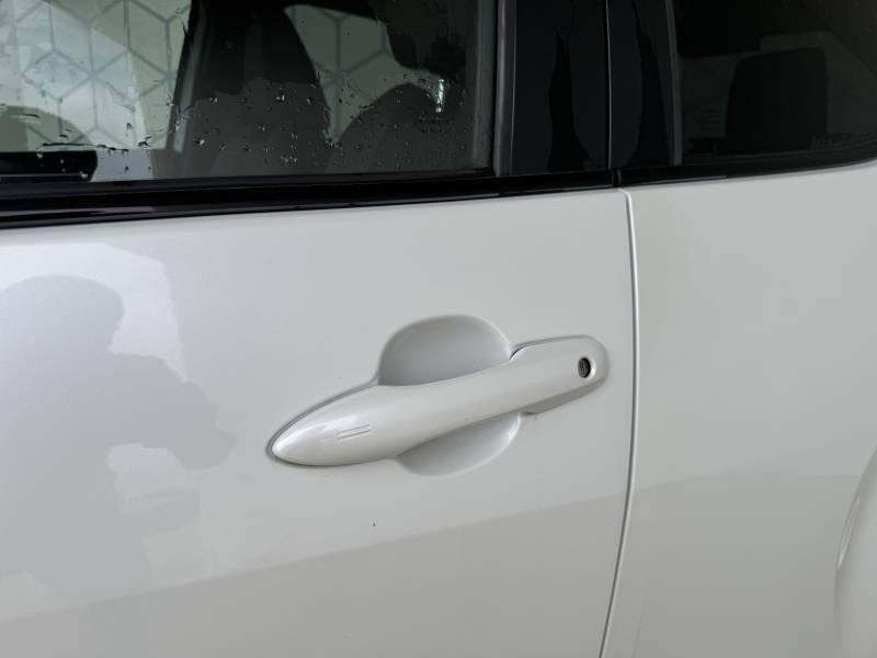 Toyota Yaris - Photo 11