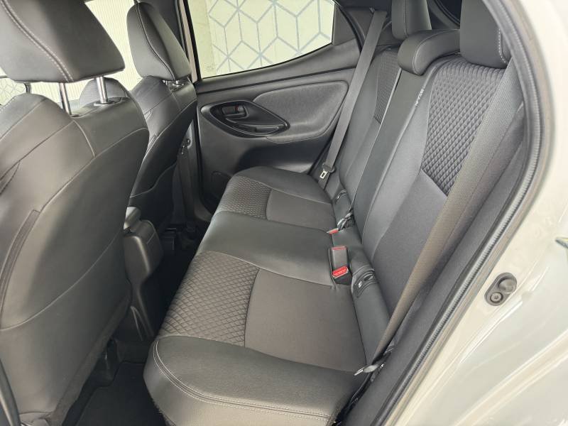 Toyota Yaris - Photo 17