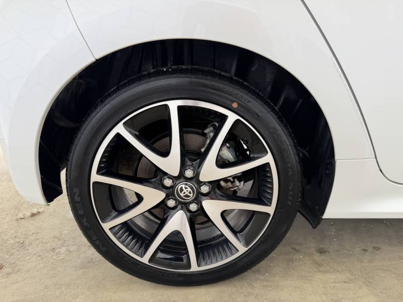 Toyota Yaris - Photo 6
