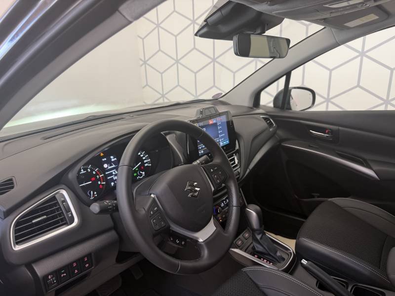 Suzuki s-cross - Photo 16