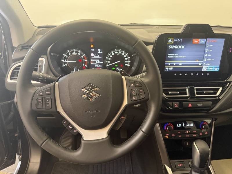 Suzuki s-cross - Photo 17