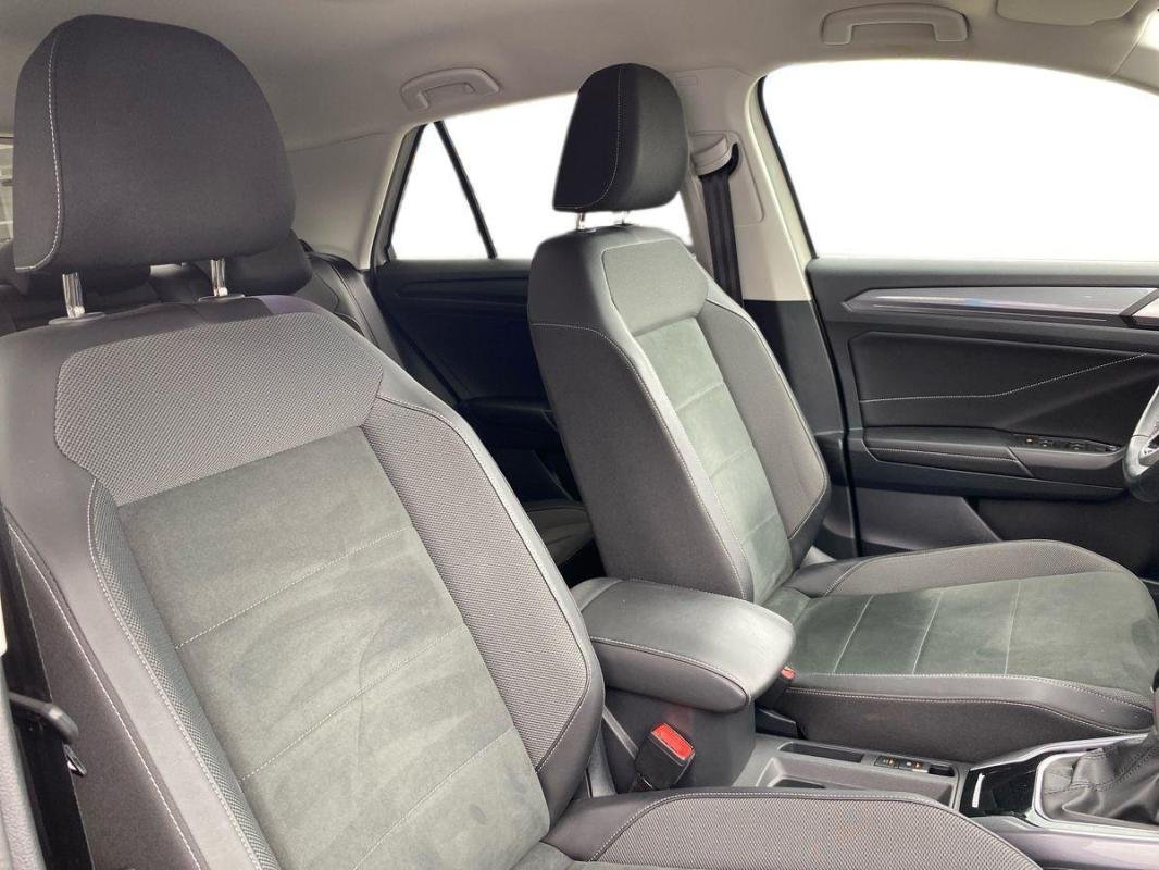 Volkswagen T-Roc - Photo 13