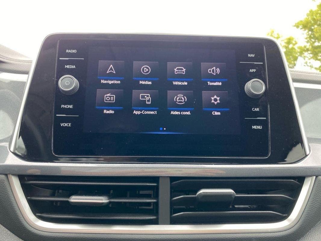 Volkswagen T-Roc - Photo 16