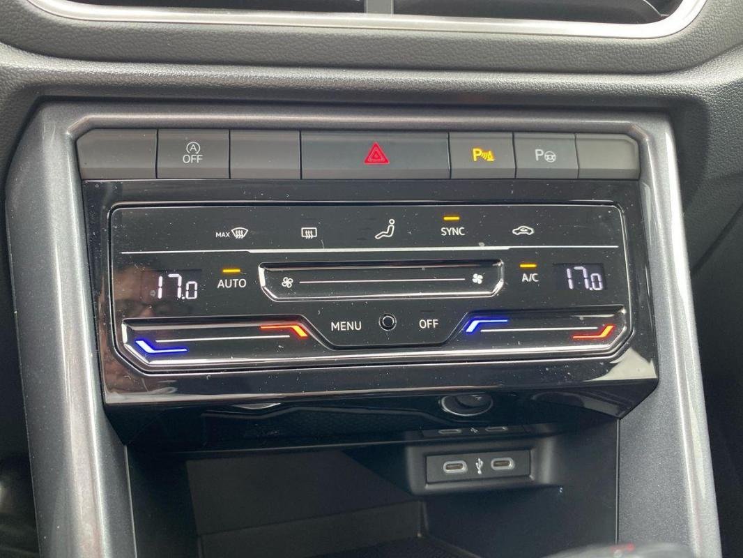 Volkswagen T-Roc - Photo 19