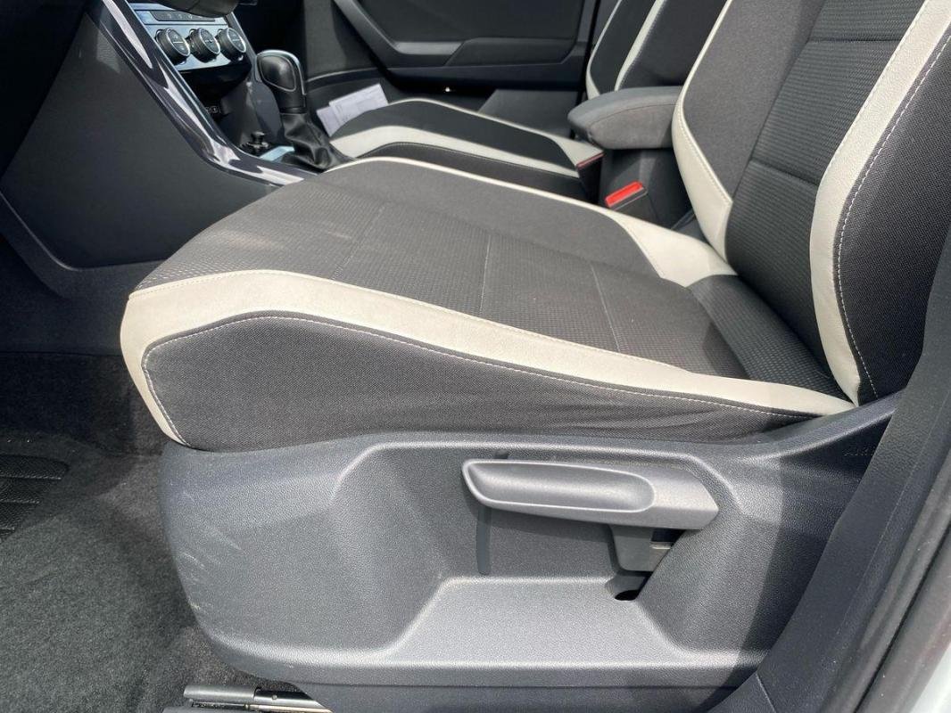 Volkswagen T-Roc - Photo 14