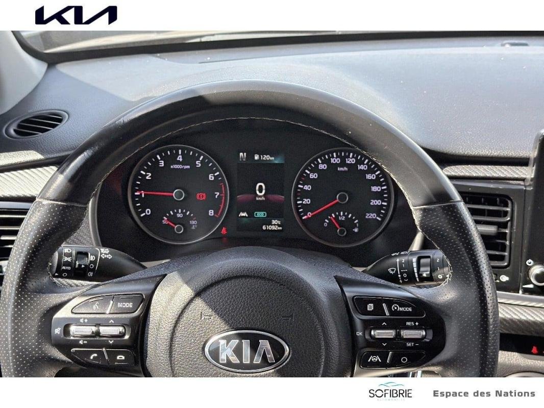 Kia Rio - Photo 9