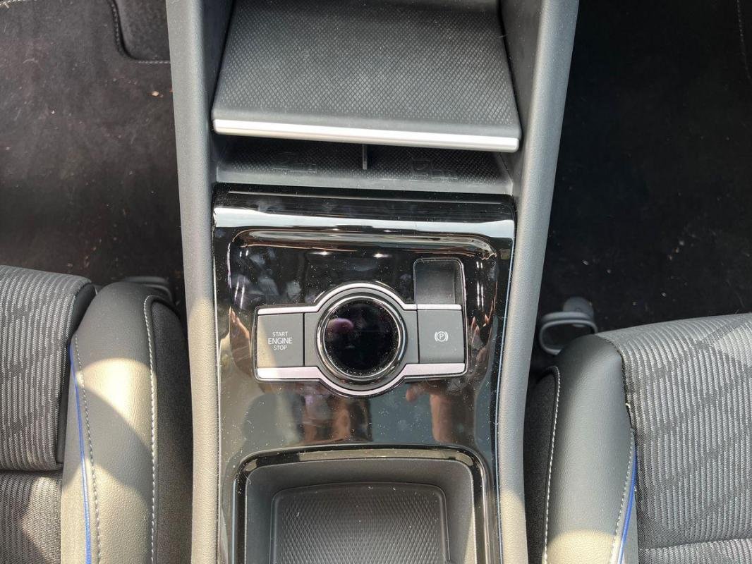 Volkswagen Tiguan - Photo 11