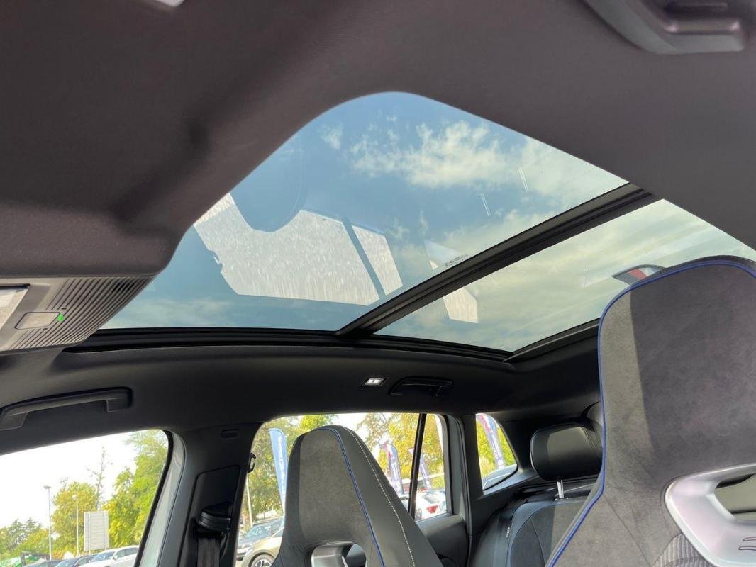 Volkswagen Tiguan - Photo 19