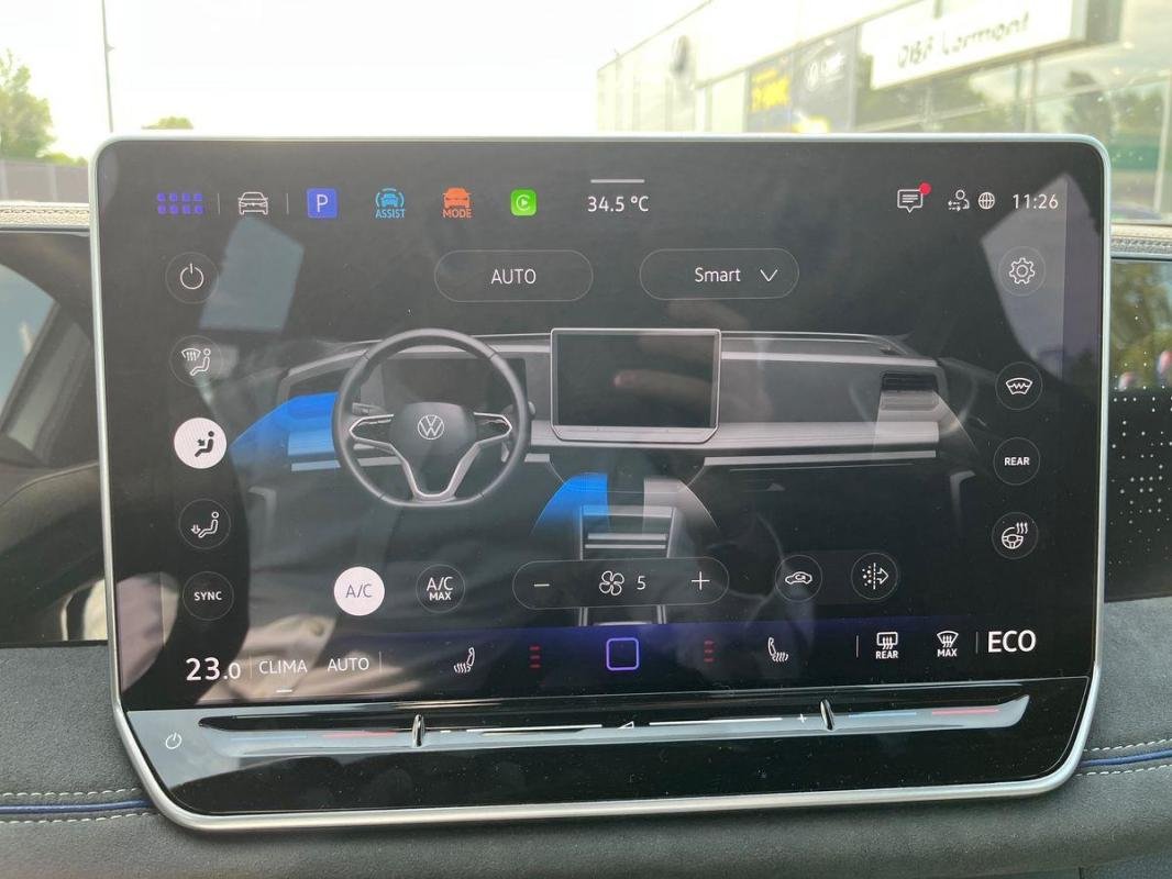 Volkswagen Tiguan - Photo 20