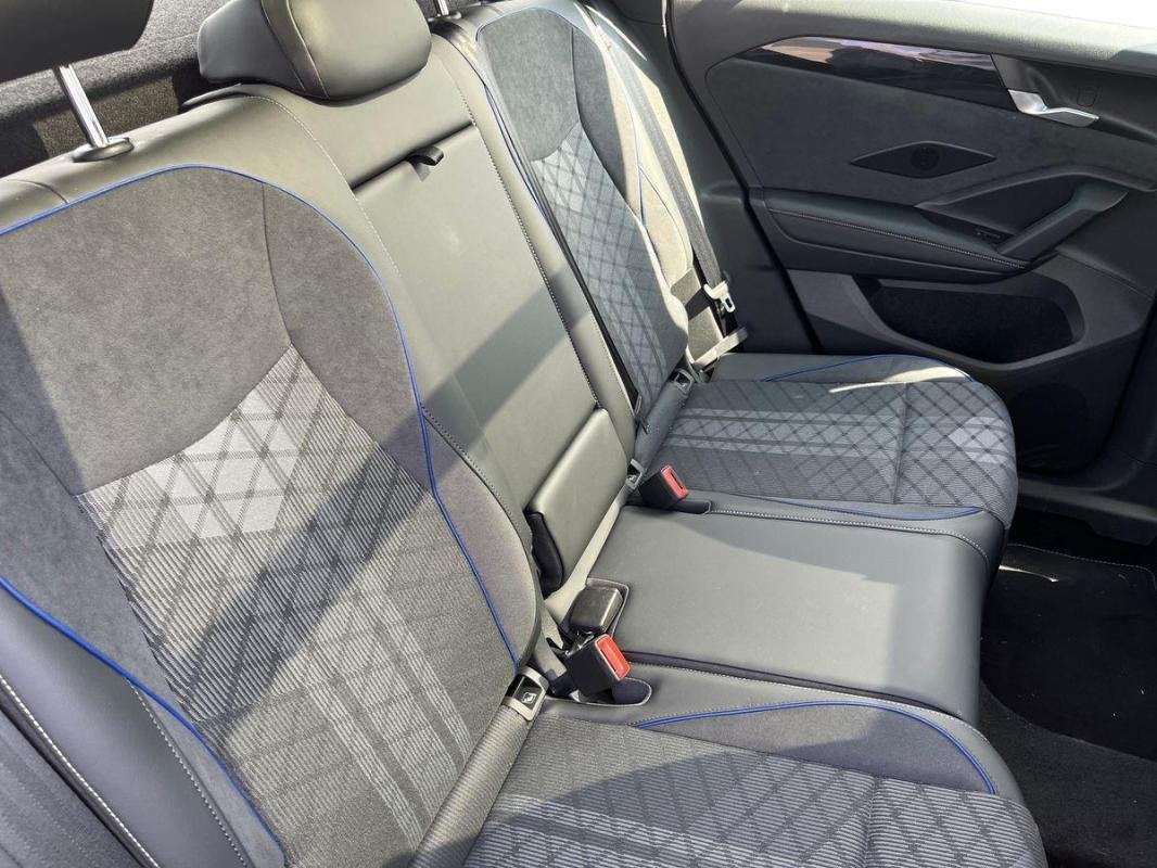 Volkswagen Tiguan - Photo 24