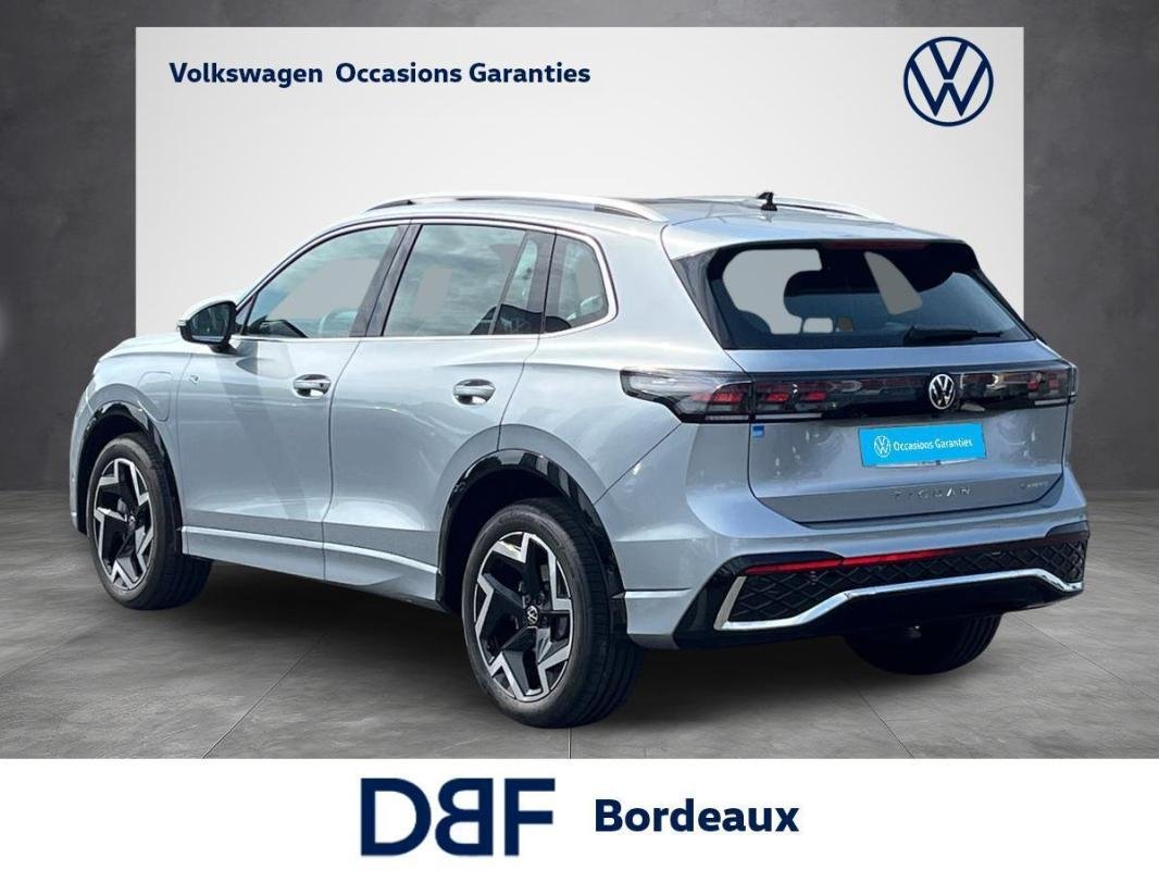 Volkswagen Tiguan - Photo 3