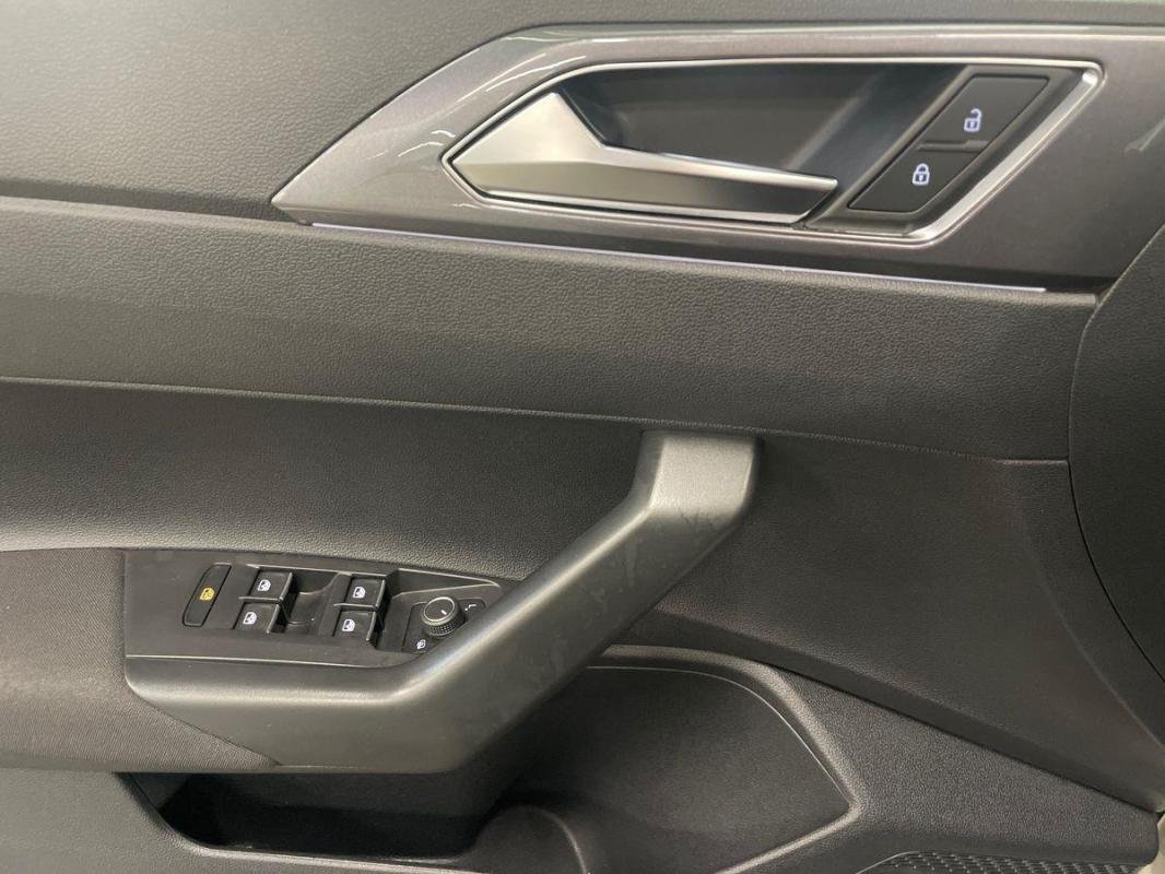 Volkswagen Polo - Photo 16