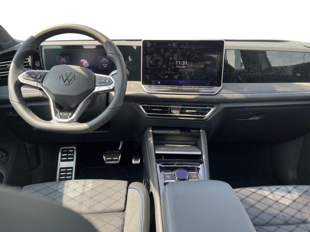 Volkswagen Tiguan - Photo 8