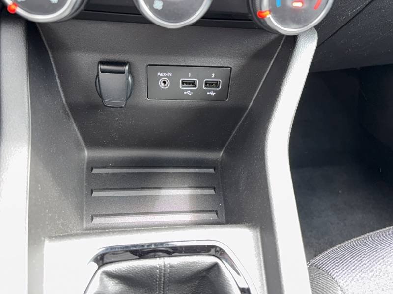 Renault Clio - Photo 24