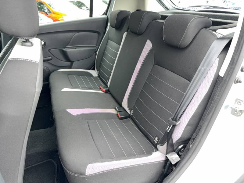 Dacia Sandero - Photo 14
