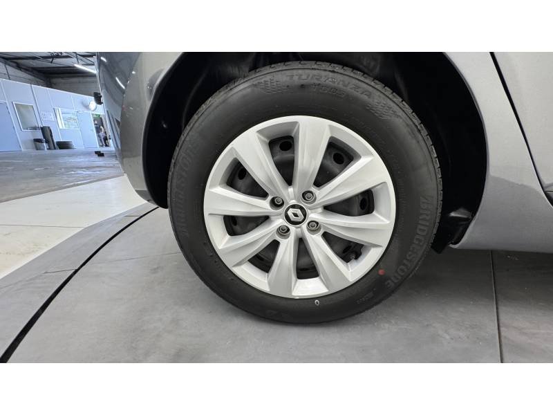 Renault Clio - Photo 18