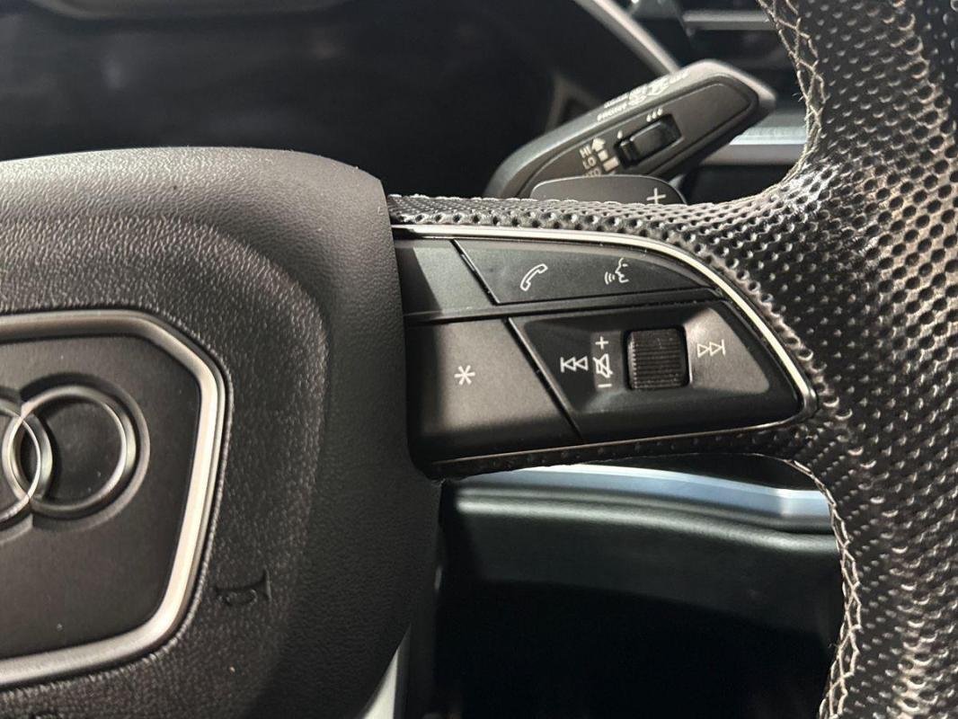 Audi Q3 - Photo 20