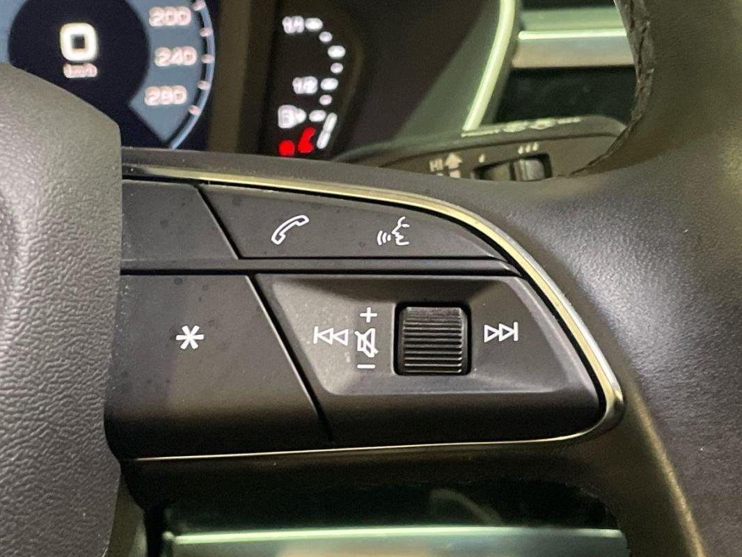 Audi Q3 - Photo 20
