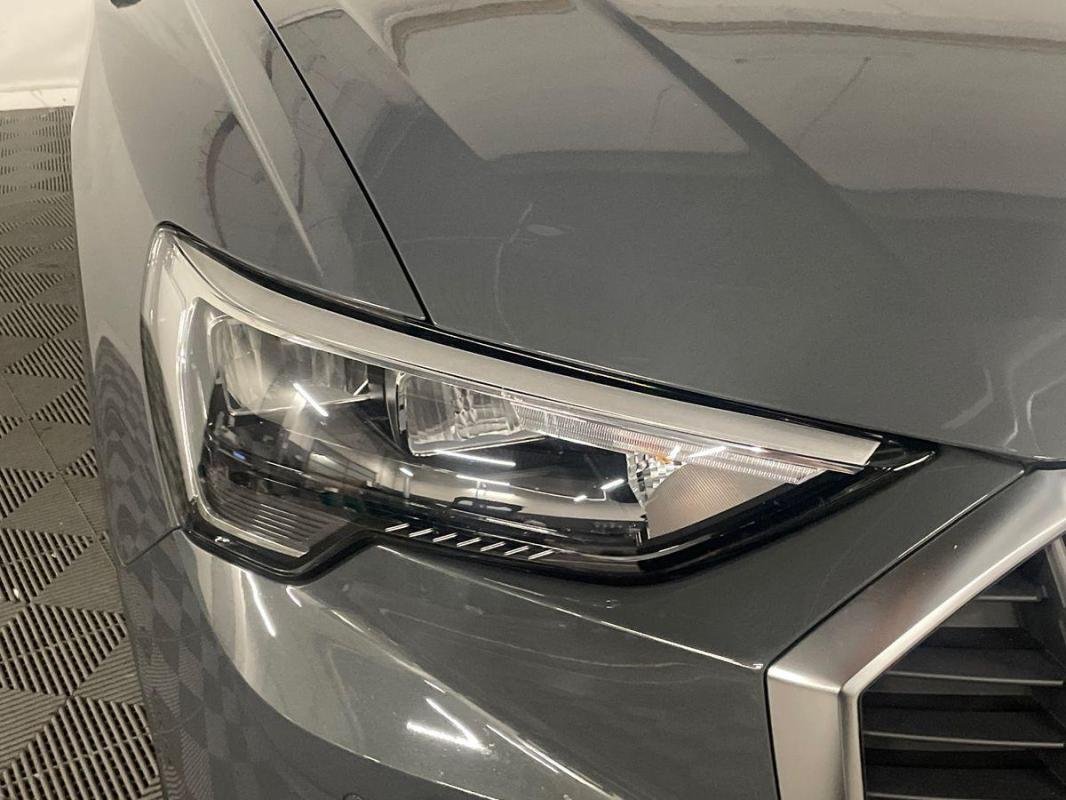 Audi Q3 - Photo 25
