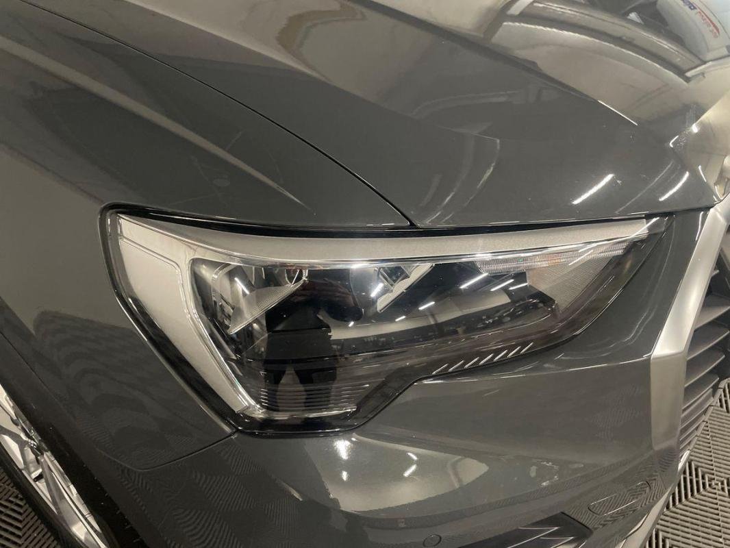 Audi Q3 - Photo 26