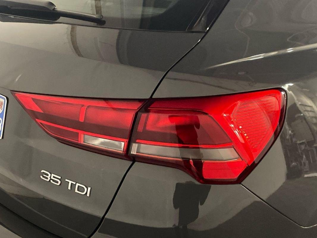 Audi Q3 - Photo 30